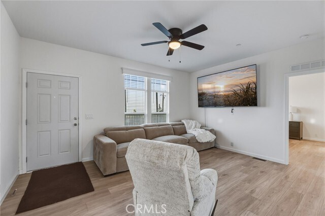 Foto del edificio - 8380 Riggins Rd