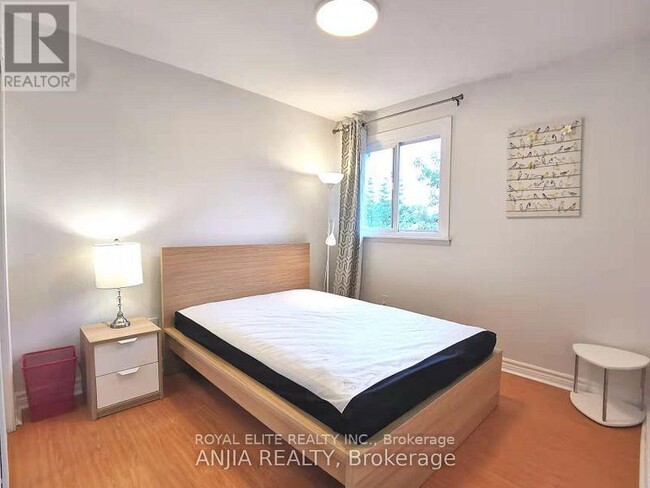 Building Photo - 256 Homewood Ave