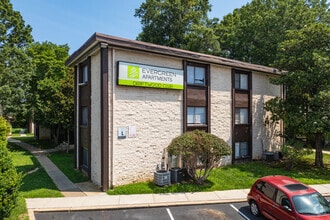 Building Photo - Driftwood Club Apartments Building Photo - Driftwood Club Apartments