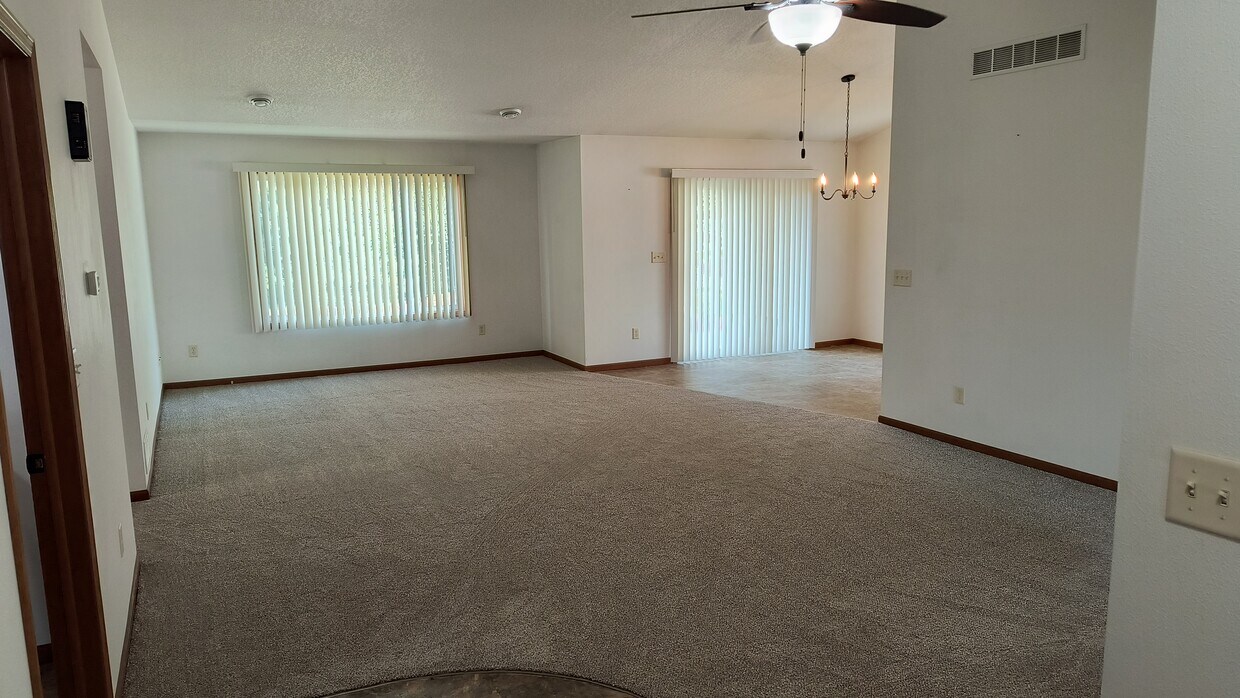 Foto principal - 120 Copper Village Cir