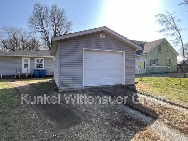 Foto del edificio - 221 Gilbert St