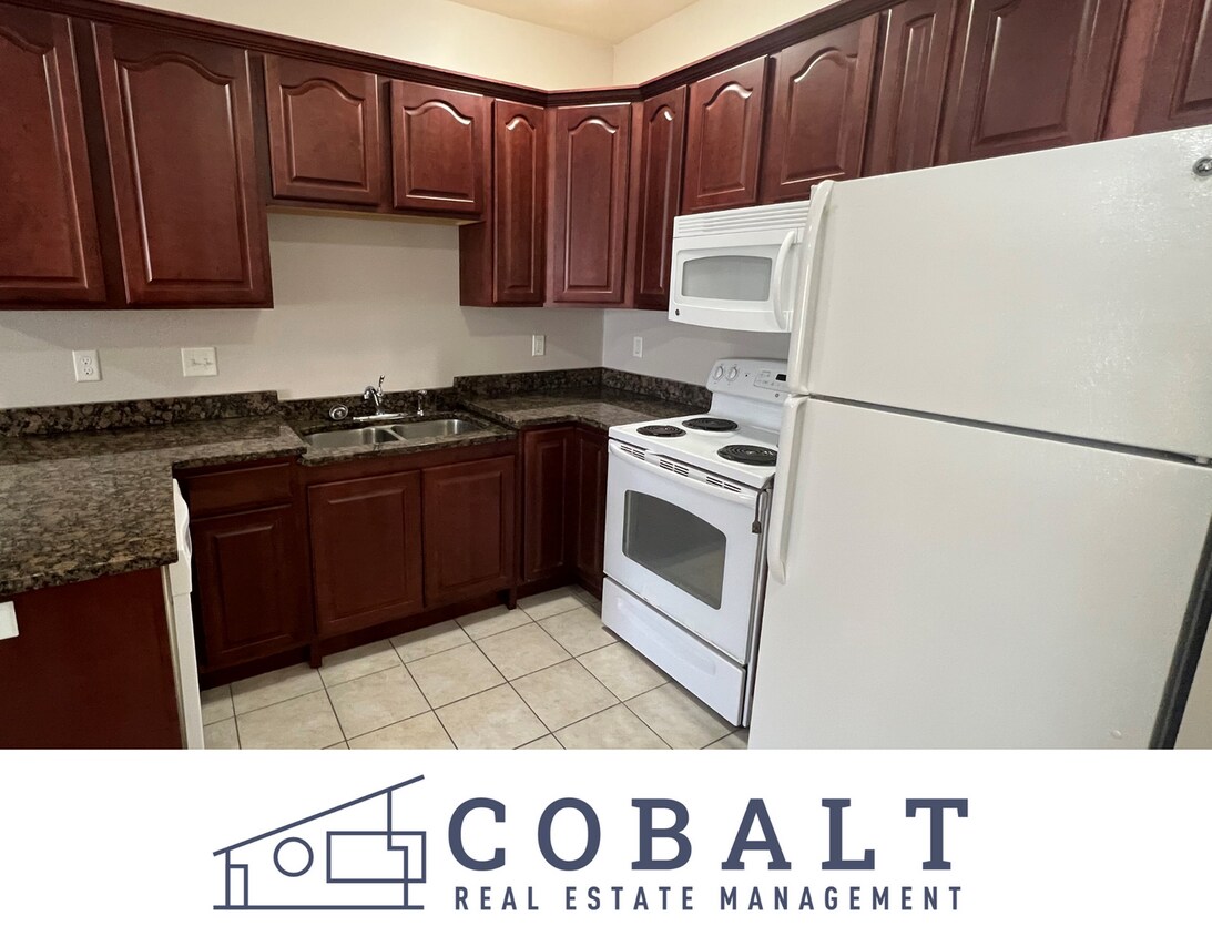 Primary Photo - LUXURIOUSLY ELEGANT DESIGN 1 BDR APT.