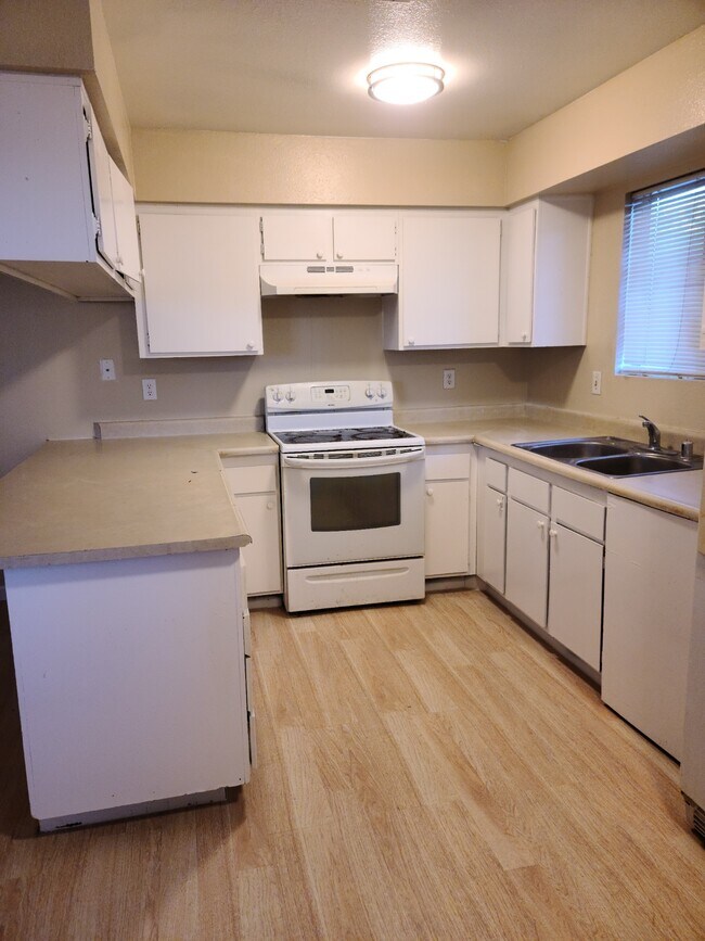 Foto del edificio - 437 N 14th St