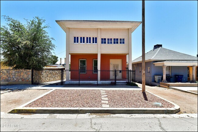 Foto del edificio - 612 E Nevada Ave