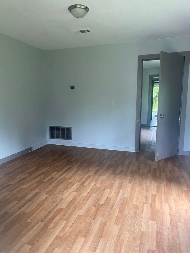 Foto del edificio - 458 E 71st St