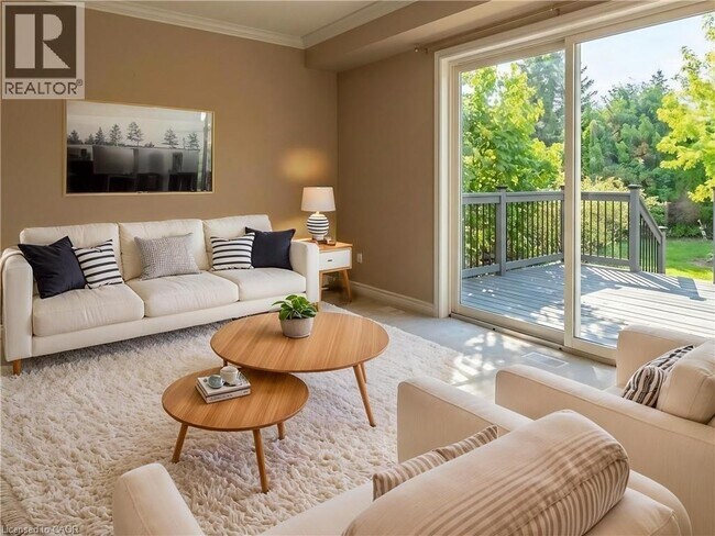 Photo du bâtiment - 635 Saginaw Pkwy