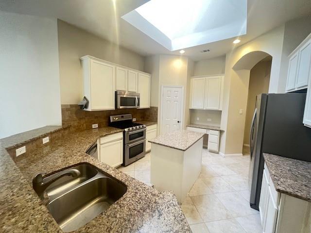 Foto del edificio - 1810 Giddings Ct