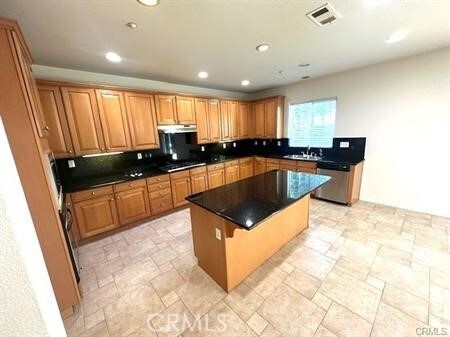 Foto del edificio - 15601 N Peak Ln