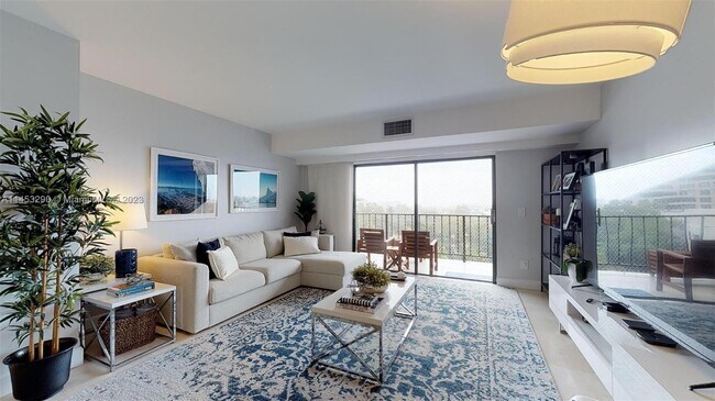 Building Photo - 77 Crandon Blvd
