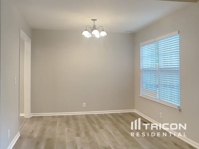 Building Photo - 832 Aimes Ct