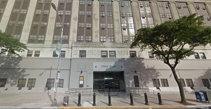 Building Photo - 1060 Broad St