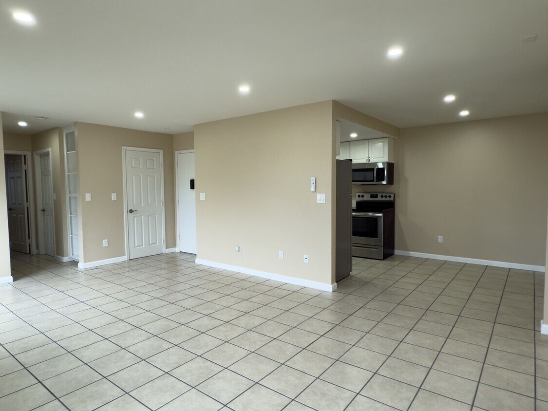 Primary Photo - Casa Millar | Spacious Homes for Comfortab...