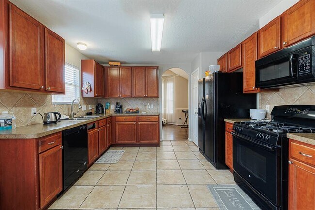 Building Photo - 1030 Bahia Vista Dr