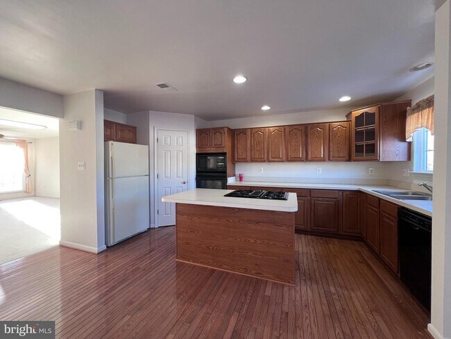 Building Photo - 9445 Lanae Ln