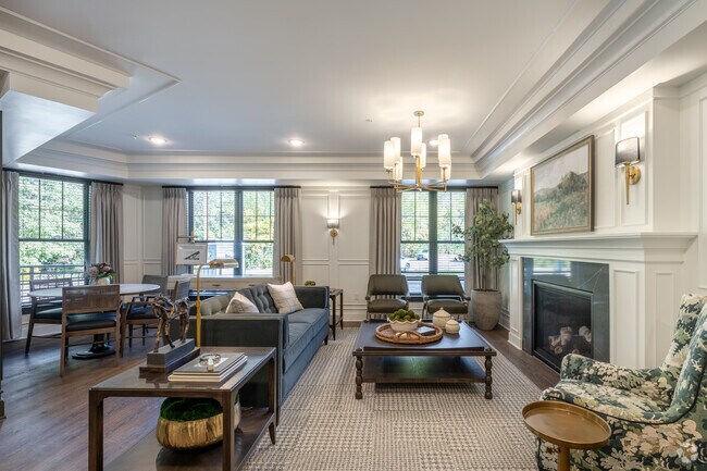 Lobby Photo - The River House