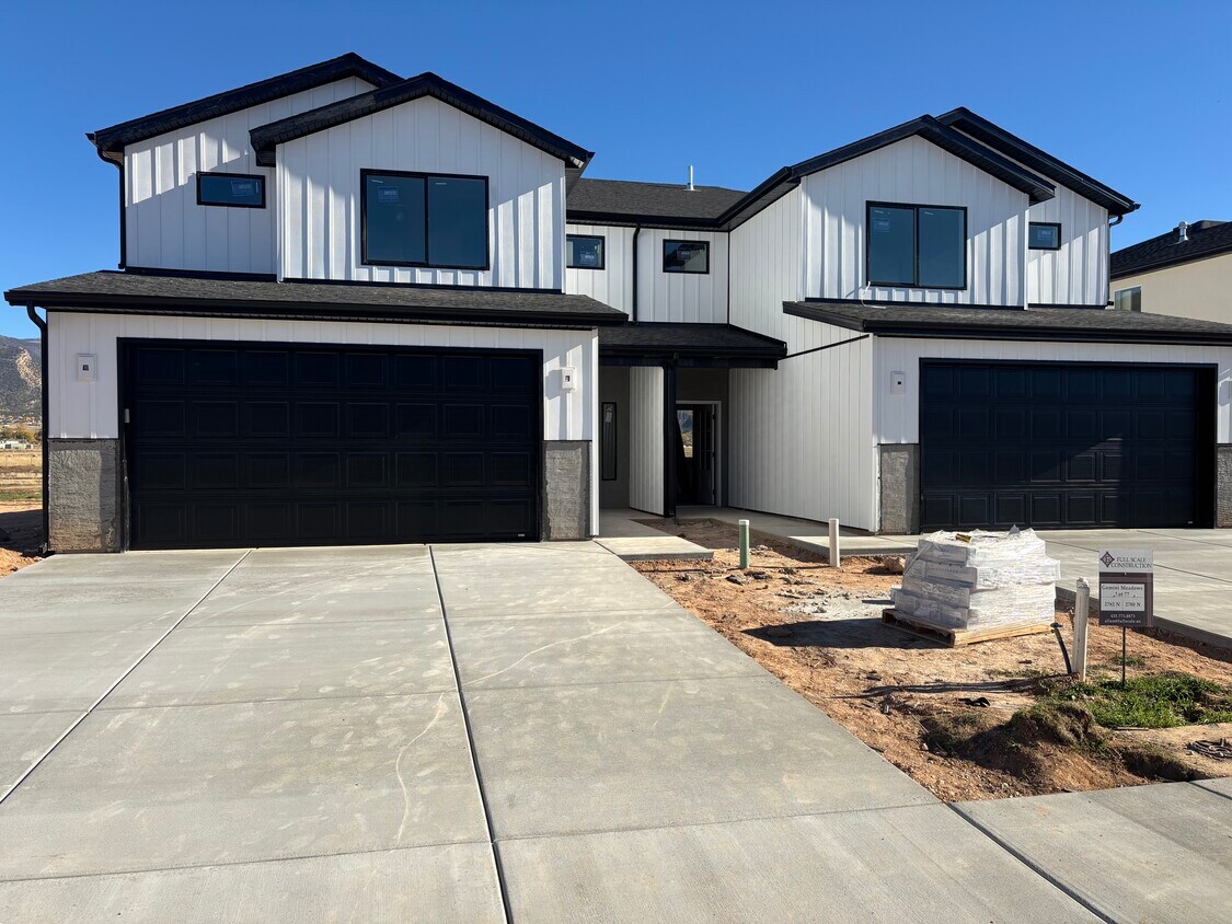 Foto principal - 2782 N Clark Pkwy