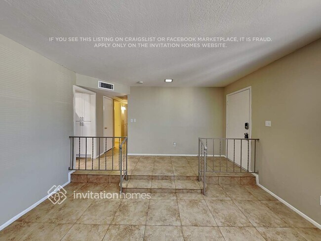 Building Photo - 3462 E Shaw Butte Dr