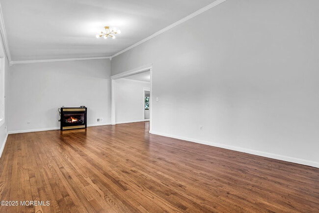 Building Photo - 720 Brookside Dr