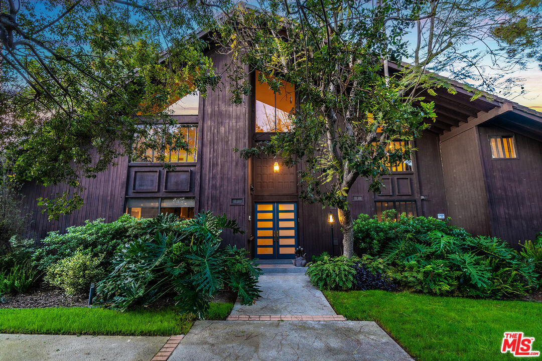 Foto principal - 4635 Clybourn Ave