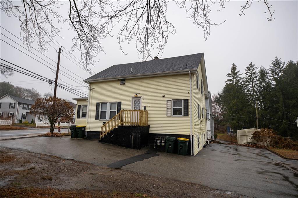 Foto principal - 304 Waterman Ave