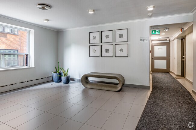 Hall d'entrée - 82 Warren Road