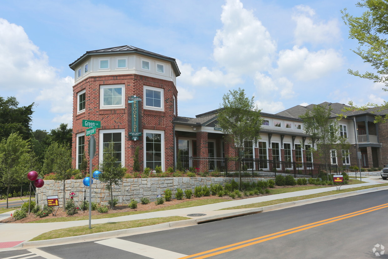 Primary Photo - Columbia Brookside Classic Residences