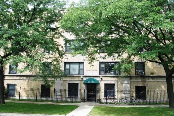 Primary Photo - 1901 W Wilson Ave