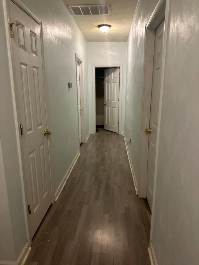 Foto del edificio - 307 W 32nd St