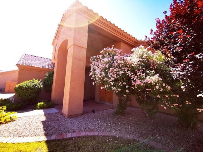 Foto del edificio - 5621 W Park Ave - 5BR, 3BA - Kyrene/Ray