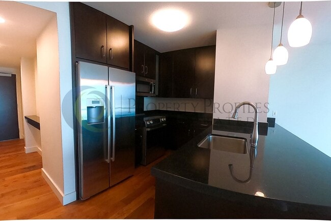 Building Photo - 1bd/1 ba condo in Waihonua with city and m...