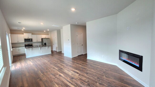 Foto del edificio - 560 Country Oak Dr
