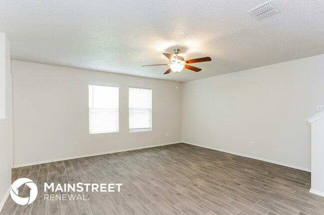 Building Photo - 6816 Meadow Way Ln