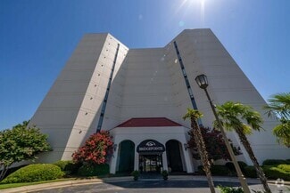 Building Photo - 100 Sunset Blvd