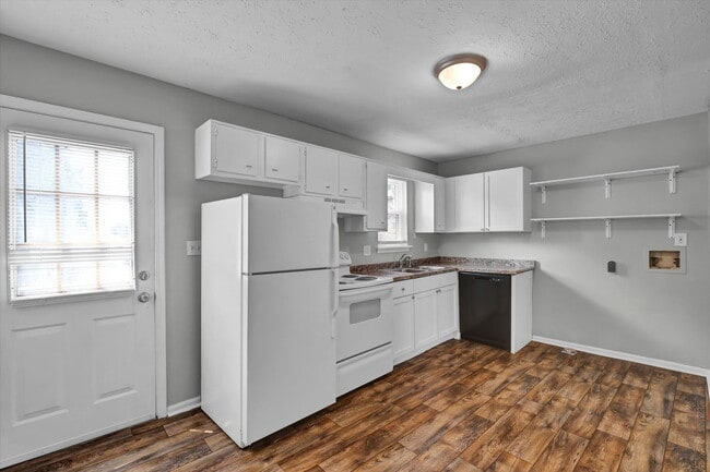 Photo - 3410 Clingstone Way Townhome