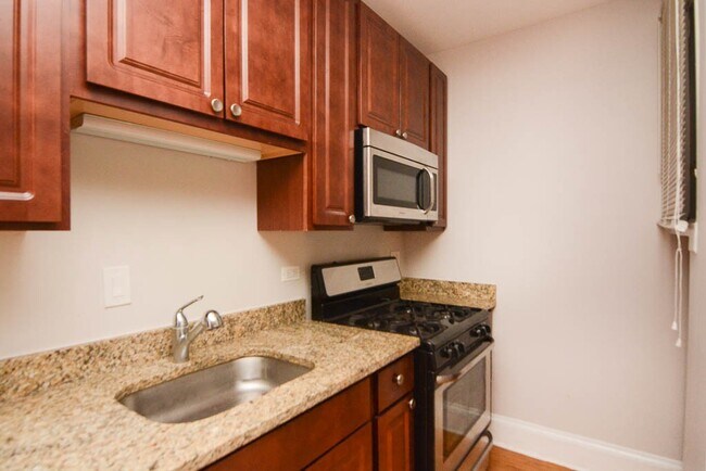 Foto del edificio - 2115 W Ainslie