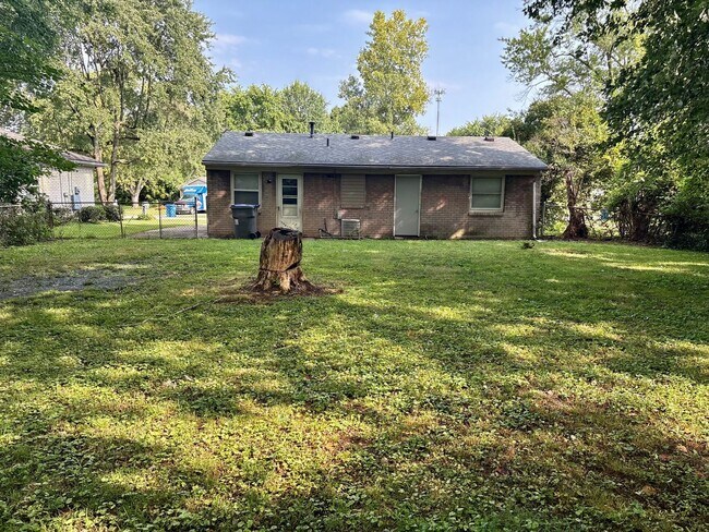 Foto del edificio - 1218 Burnwick Ct