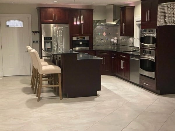 Building Photo - 1132 W Boylston St