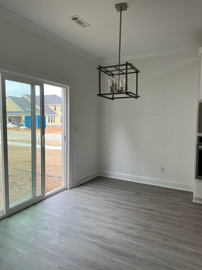 Foto del edificio - 2409 SW Poppy St