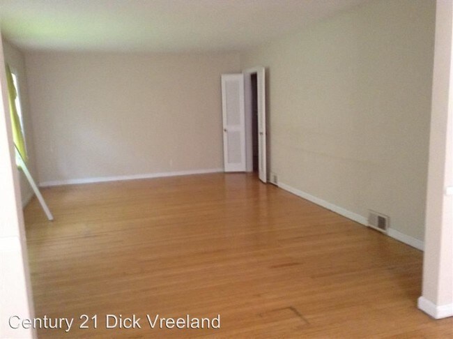 Building Photo - 3 br, 1.5 bath House - 4304 Statton Road