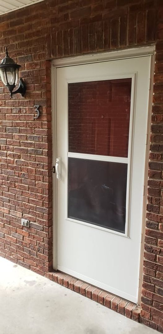 Foto del edificio - 3 Bedroom/2 Bath one level unit  ?  Kingsport TN