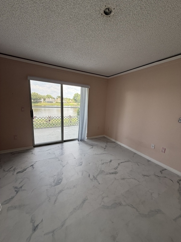 Building Photo - 2501 Grassy Point Dr
