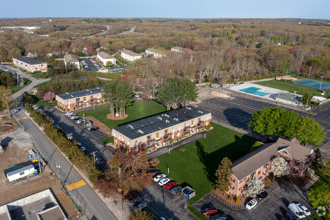 Portico - Kirkbrae Glen Apartments