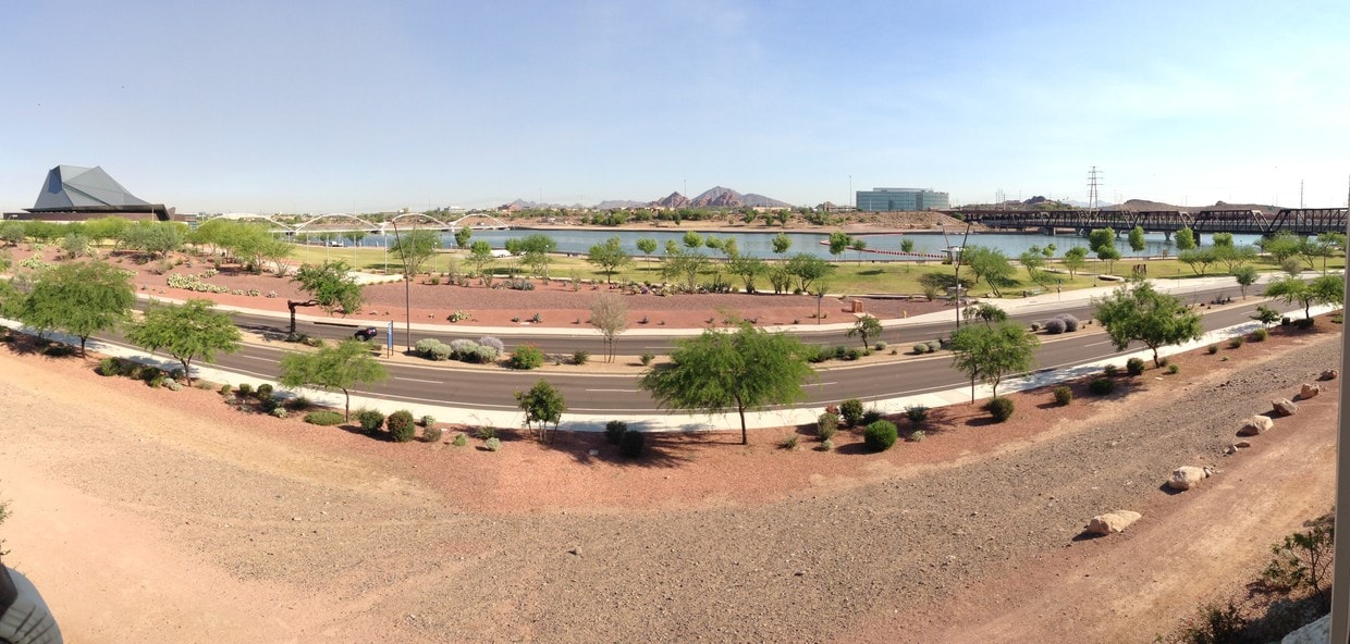 Primary Photo - 425 W Rio Salado Pkwy