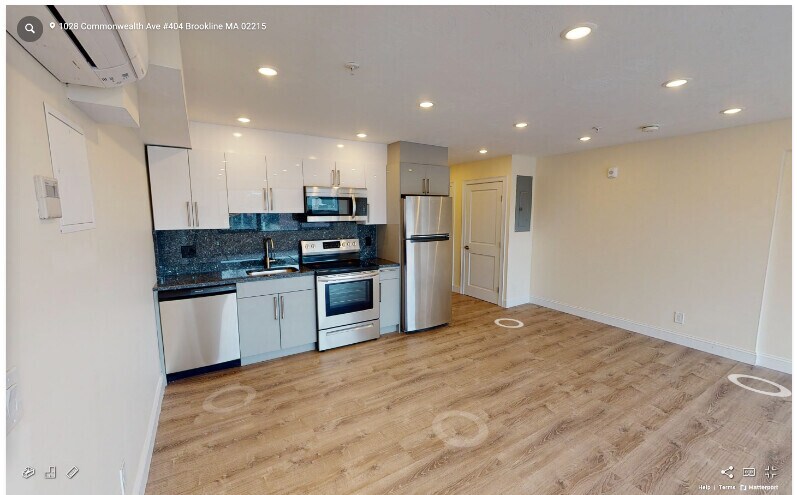 Foto principal - 1030 Commonwealth Ave