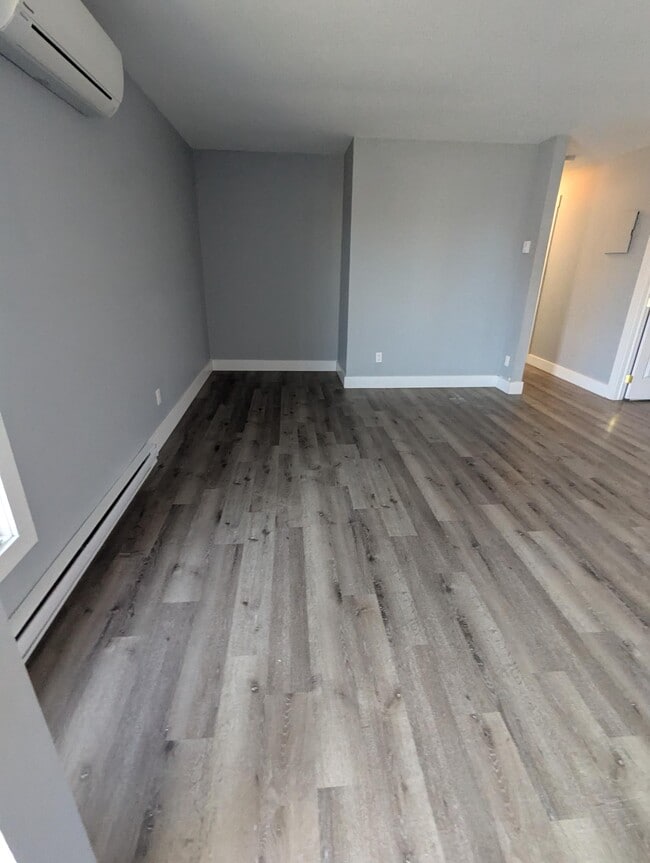 Building Photo - 868 St Peter St