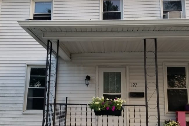 Building Photo - 127 Cherry St