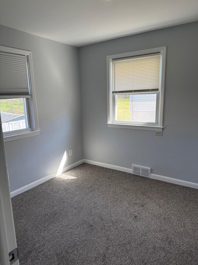 Foto del edificio - 131 1st Ave