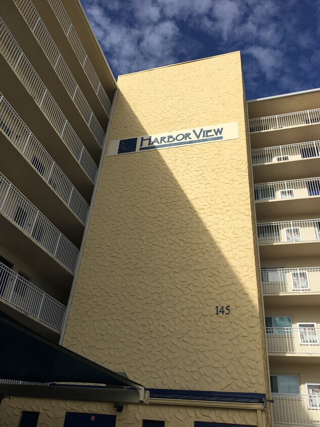Photo - 145 N Halifax Ave (Daytona Beach, FL)