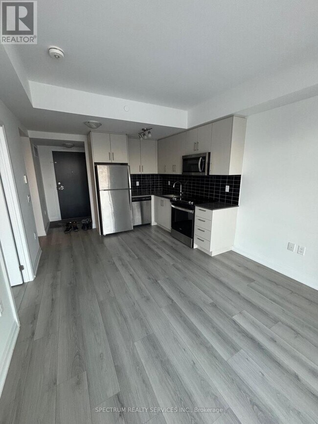 Building Photo - 95 Attmar Dr