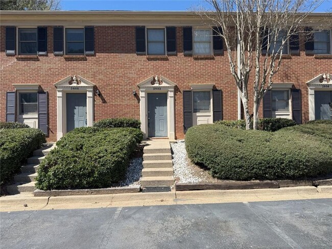 Foto del edificio - 2902 Webb Bridge Rd